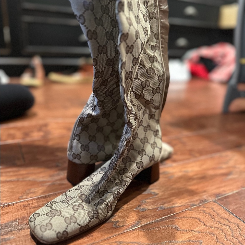 Gucci Women's Beige and Brown Logo Heeled Boots